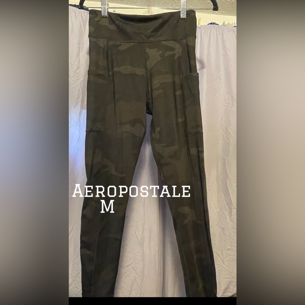 Aeropostale Camo Leggings